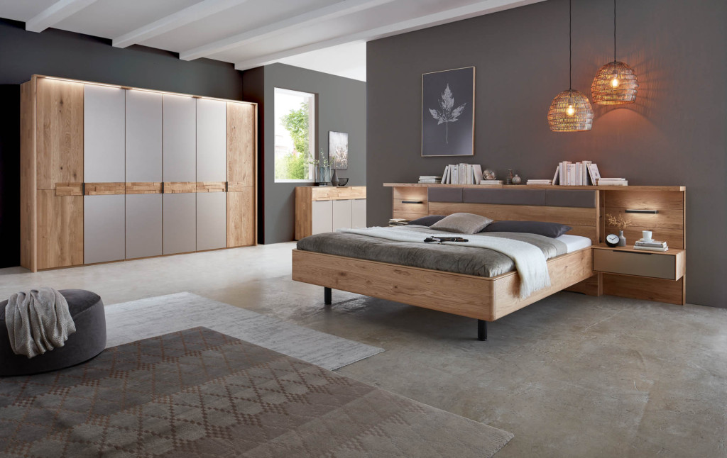 Drehtürenschrank